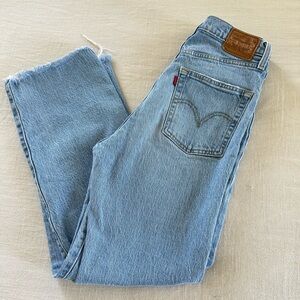 Levi Ribcage straight ankle jeans size 27